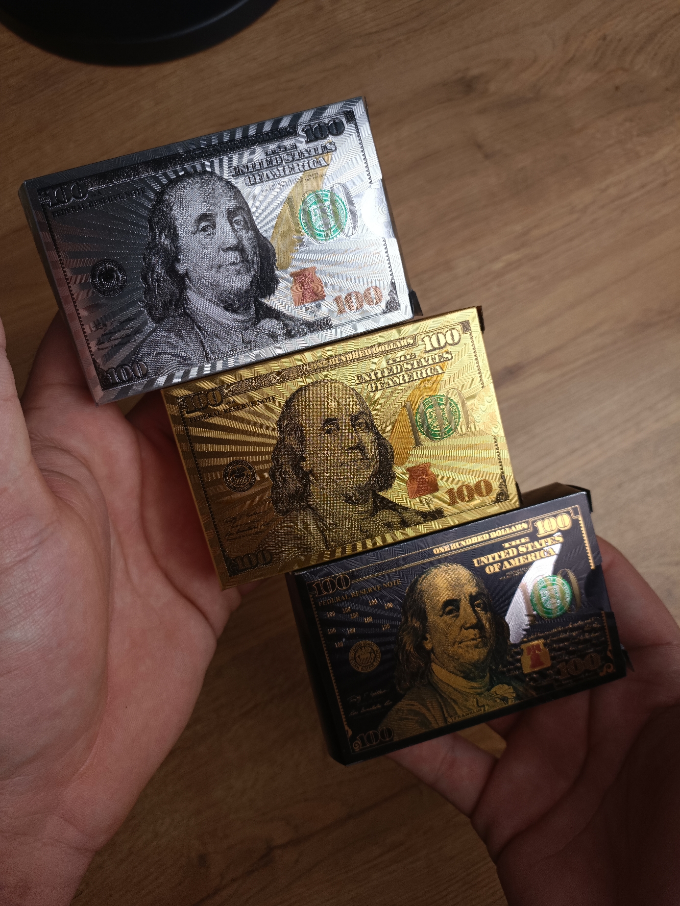 کارت بازی و شعبده بازی مدل دلار